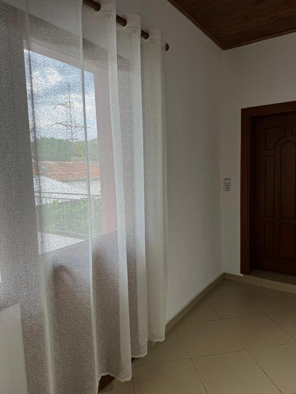 Papaj Villa Zefi Rrenc מראה חיצוני תמונה