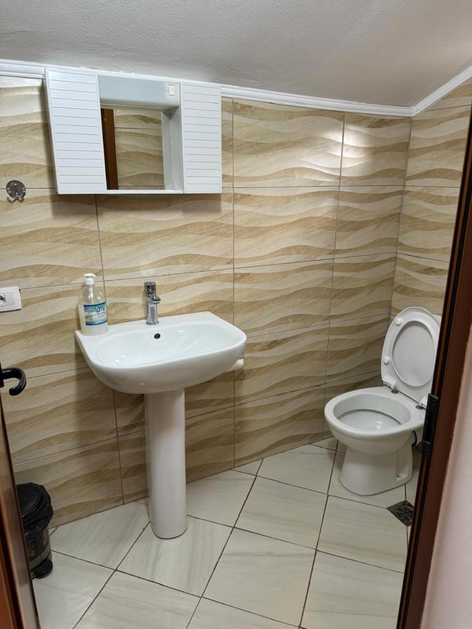 Papaj Villa Zefi Rrenc מראה חיצוני תמונה
