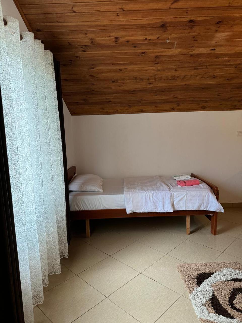 Papaj Villa Zefi Rrenc מראה חיצוני תמונה