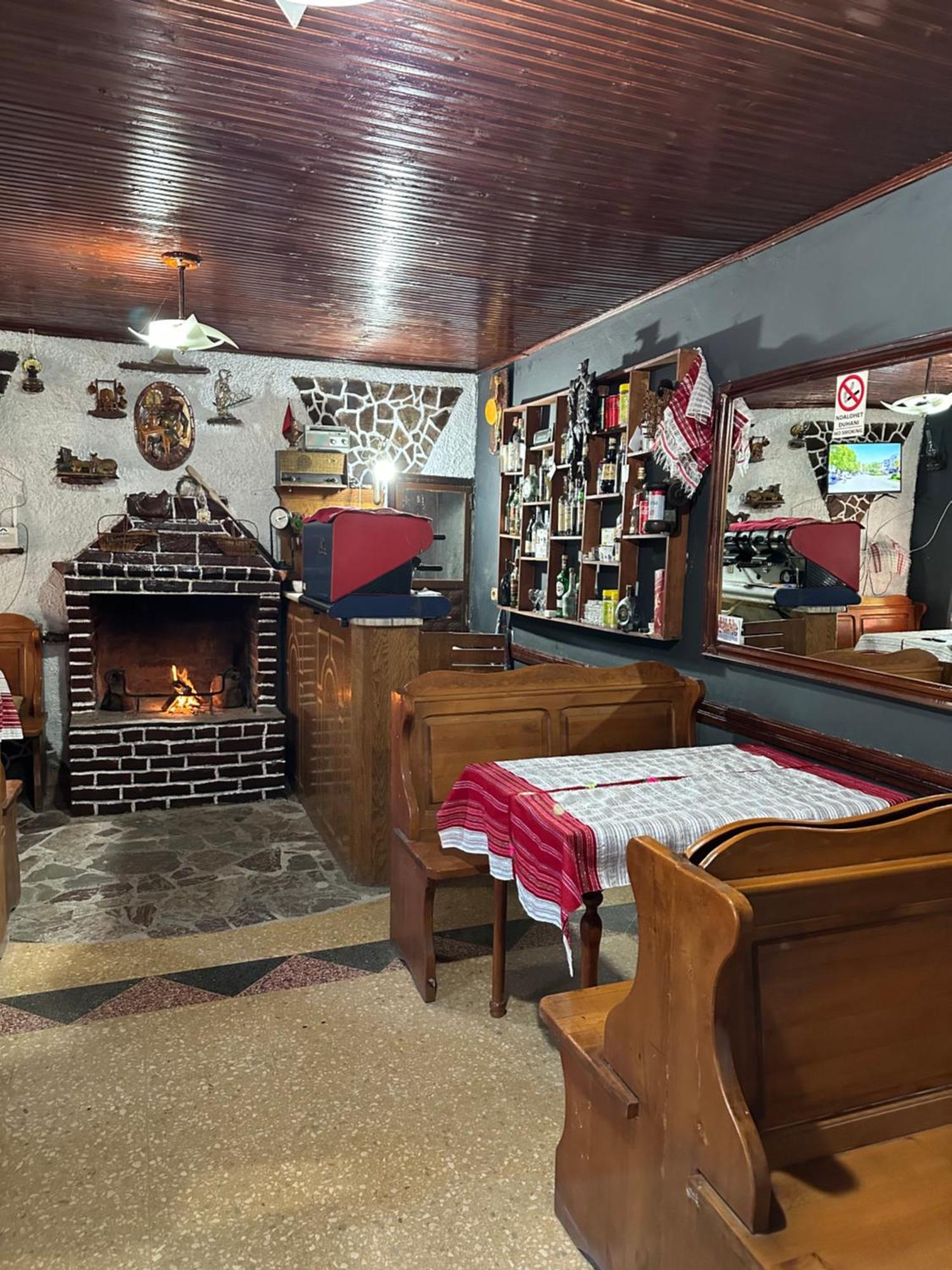 Papaj Villa Zefi Rrenc מראה חיצוני תמונה